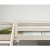 FLEXA Classic mittelhohes und niedriges Bett mit schräger Leiter weiss lasiert Detailansicht